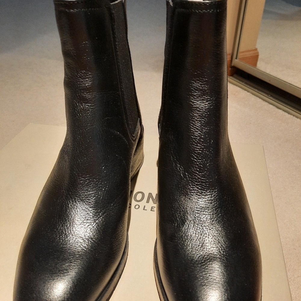 Black Leather Womens Chelsea Boots